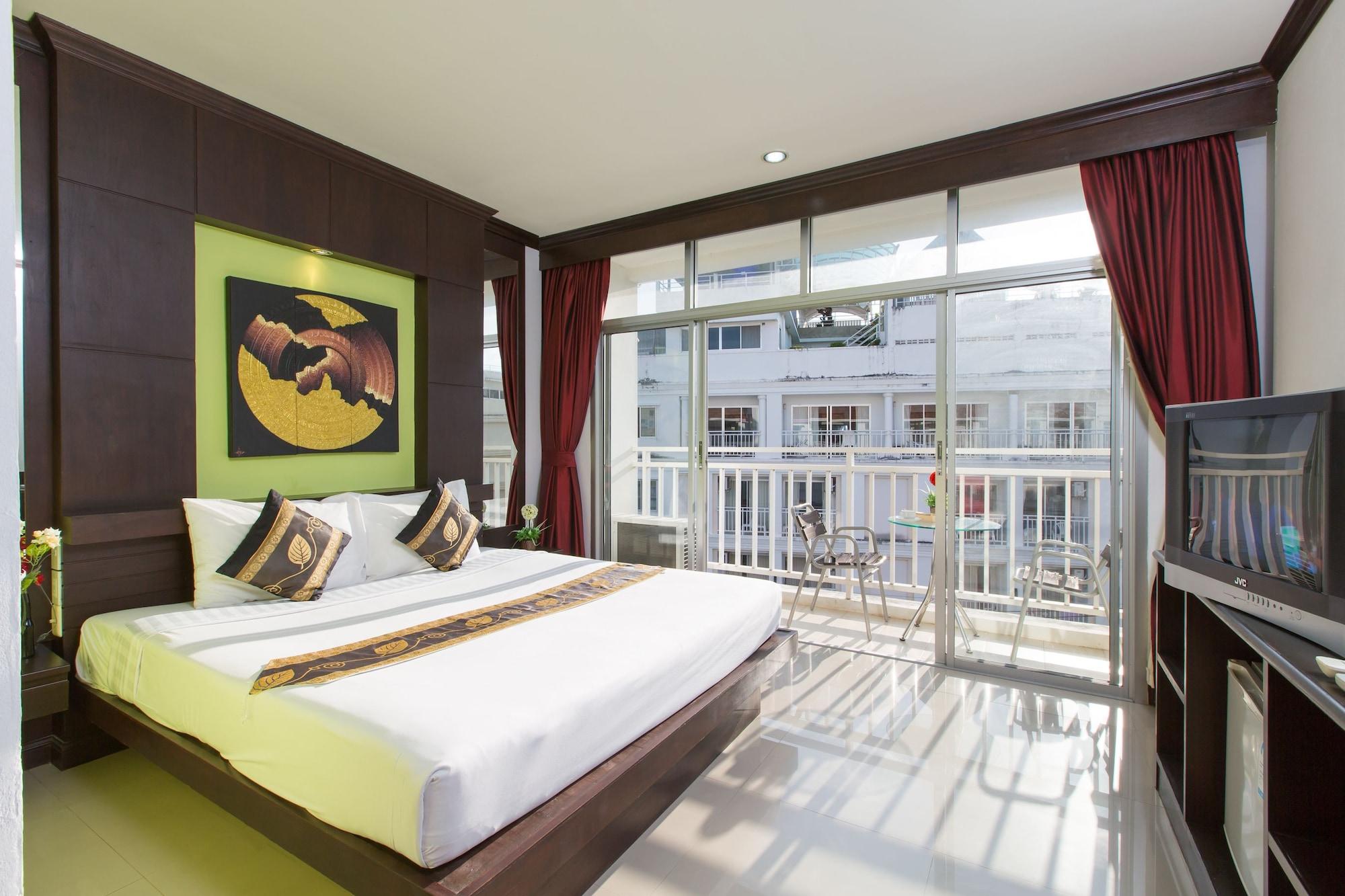 Patong Buri Hotel Luaran gambar
